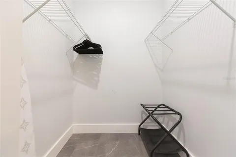 $2,550 | 2013 East Waters Avenue, Tampa, FL 33604