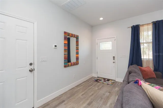 $2,550 | 2013 East Waters Avenue, Tampa, FL 33604