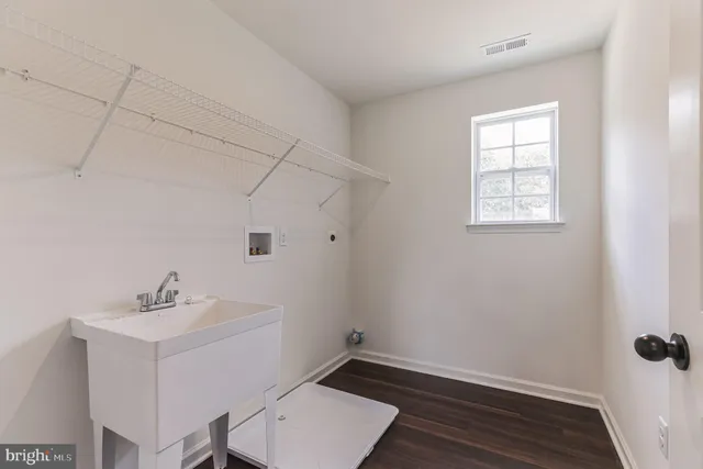 $718,900 | 844 Saw Mill Road, Unit A, Townsend, DE 19734