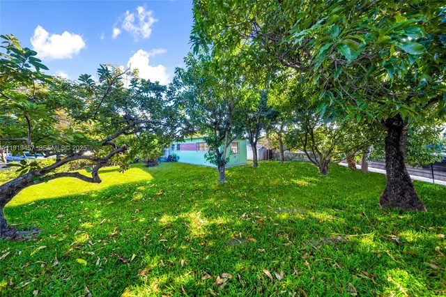 $749,000 | 297 Eucalyptus Drive, Hialeah, FL 33010