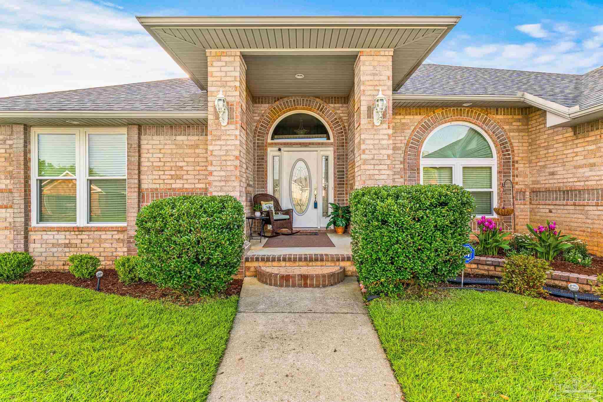 2528 Pine Forest Road Cantonment, FL 32533 - Photo 3 of 48 Gallery Image 3