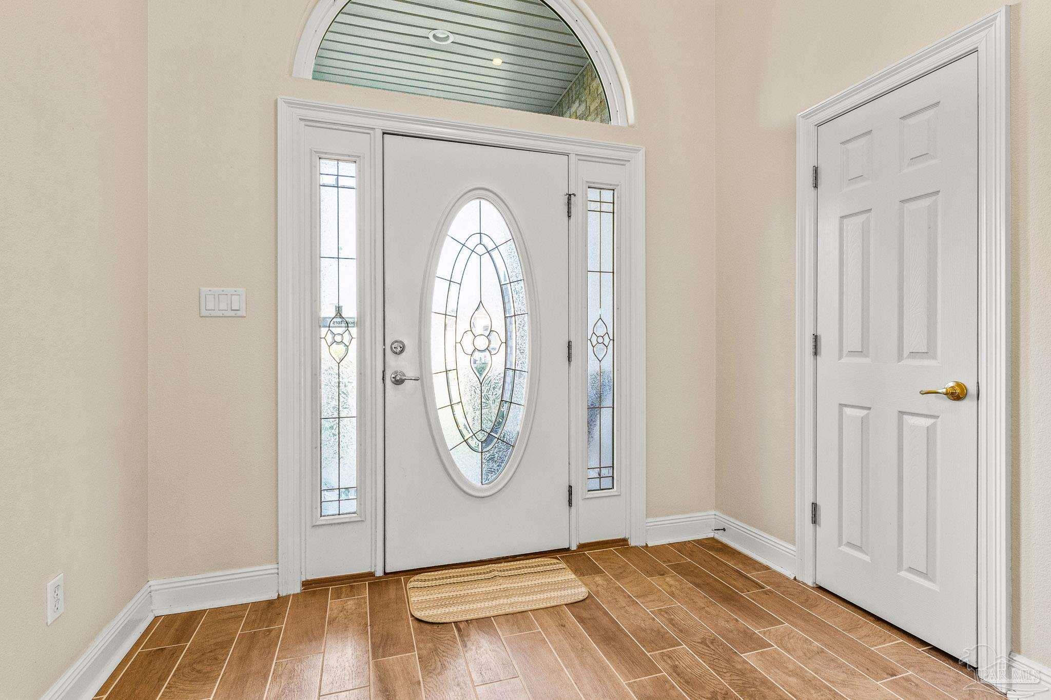 2528 Pine Forest Road Cantonment, FL 32533 - Photo 4 of 48 Gallery Image 4
