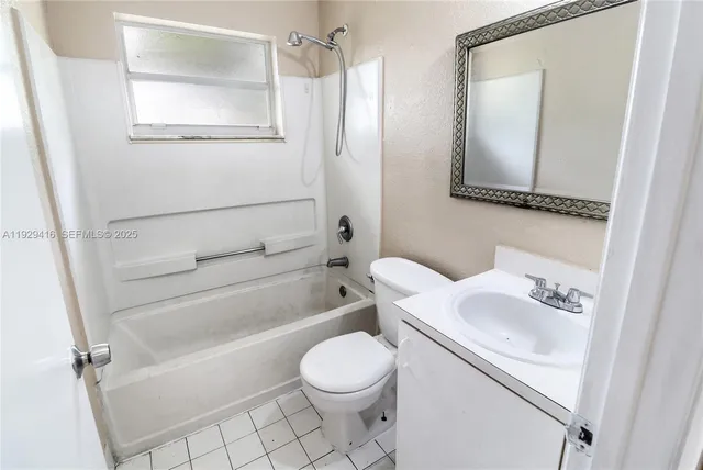 $385,000 | 2725 Northwest 3rd Street, Pompano Beach, FL 33069