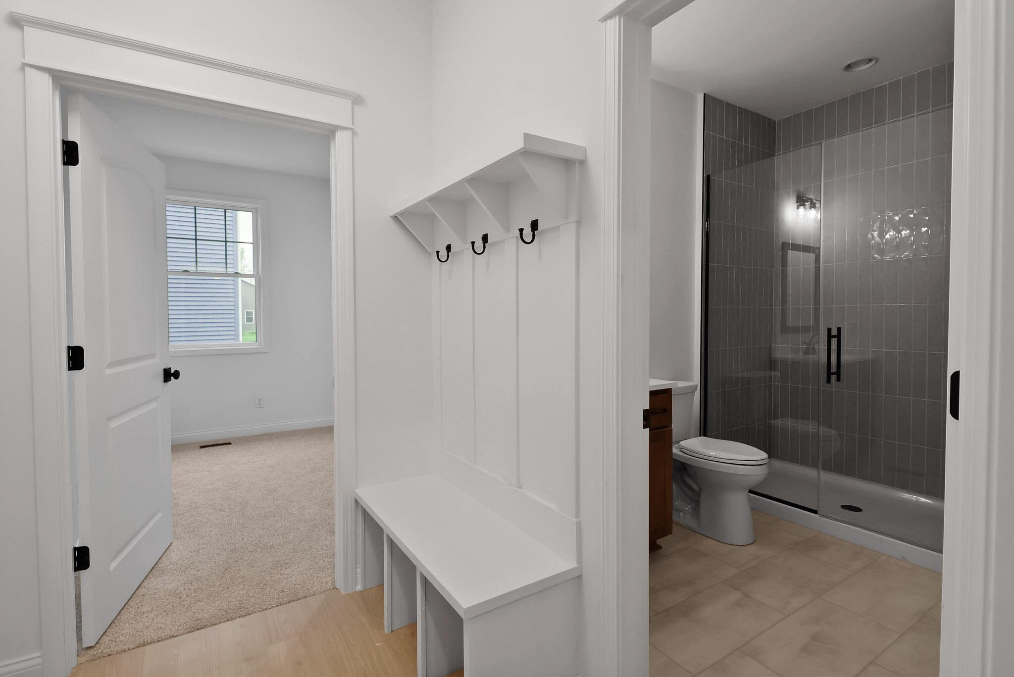 2182 Foley Street Portage, IN 46368 - Photo 13 of 30 2048x1368