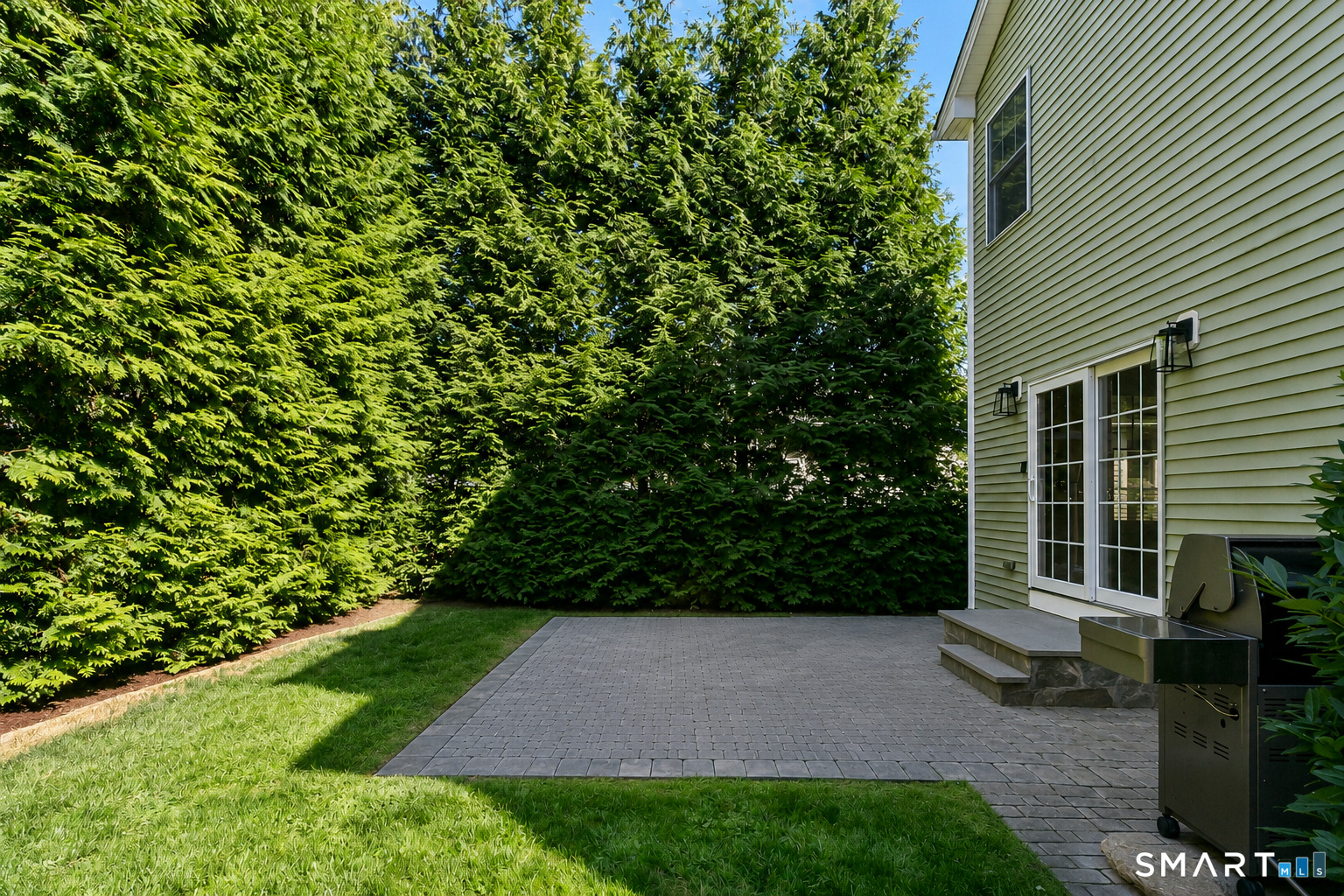 24 Warsaw Street Fairfield, CT 06825 - Photo 26 of 29