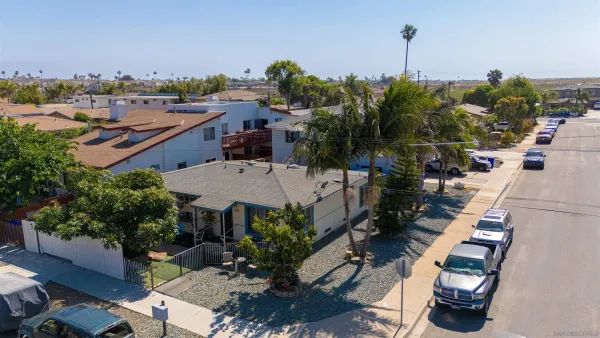$1,600,000 | 408-414 Delaware Street, Imperial Beach, CA 91932