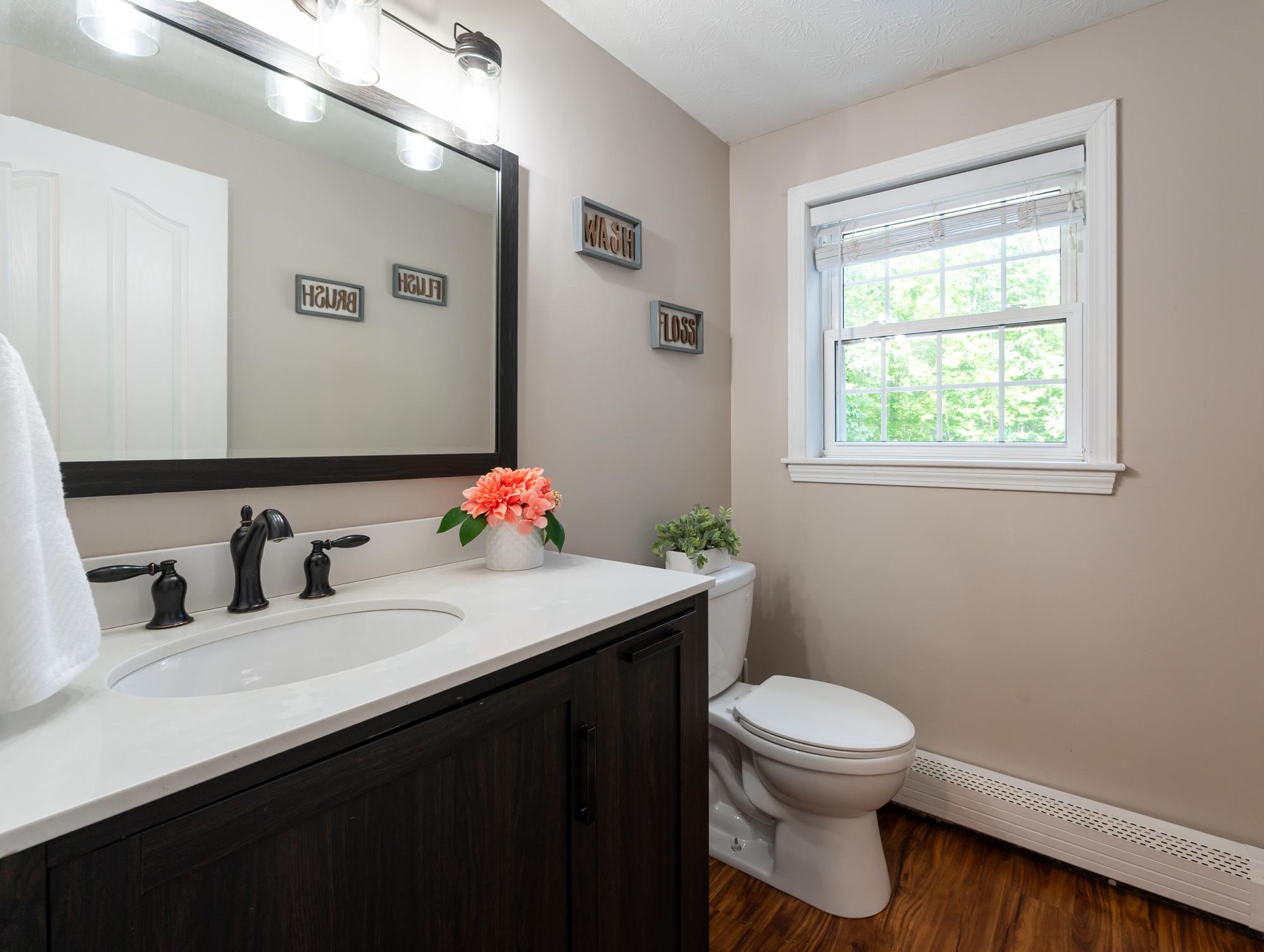 15 Spruce Court Hooksett, NH 03106 - Photo 12 of 30