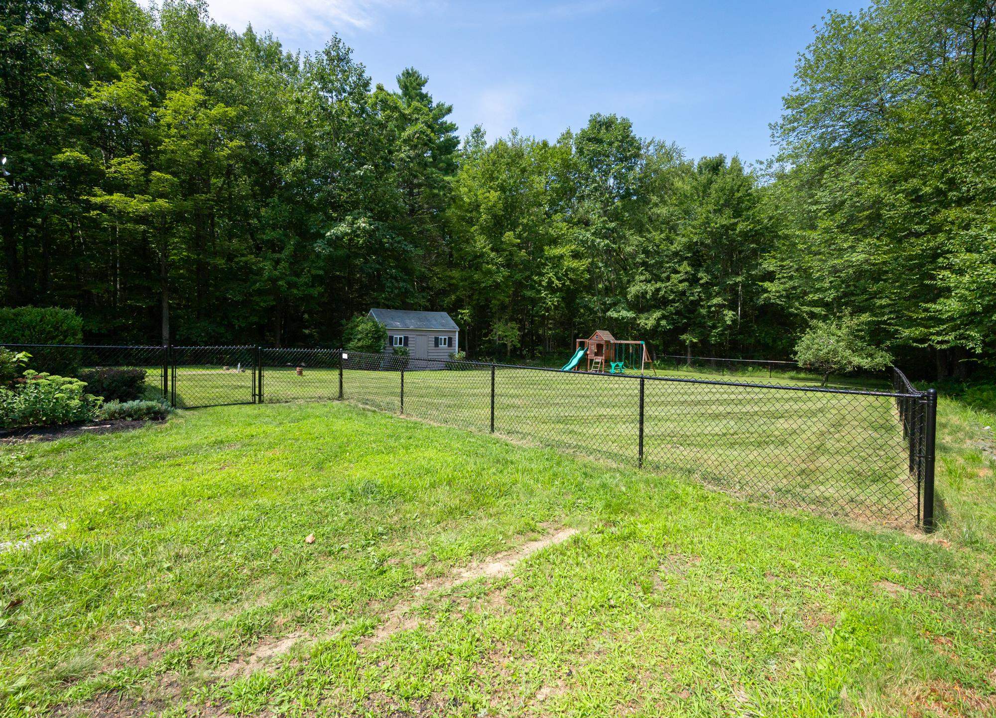 15 Spruce Court Hooksett, NH 03106 - Photo 22 of 30