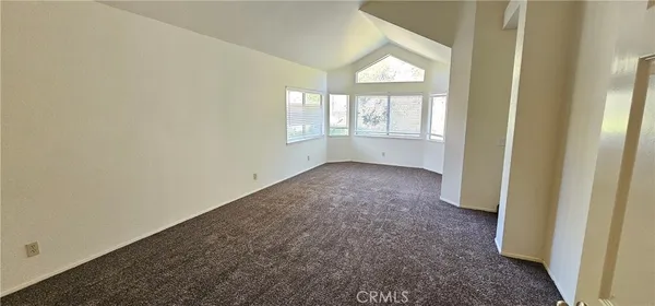 a view of empty room with window