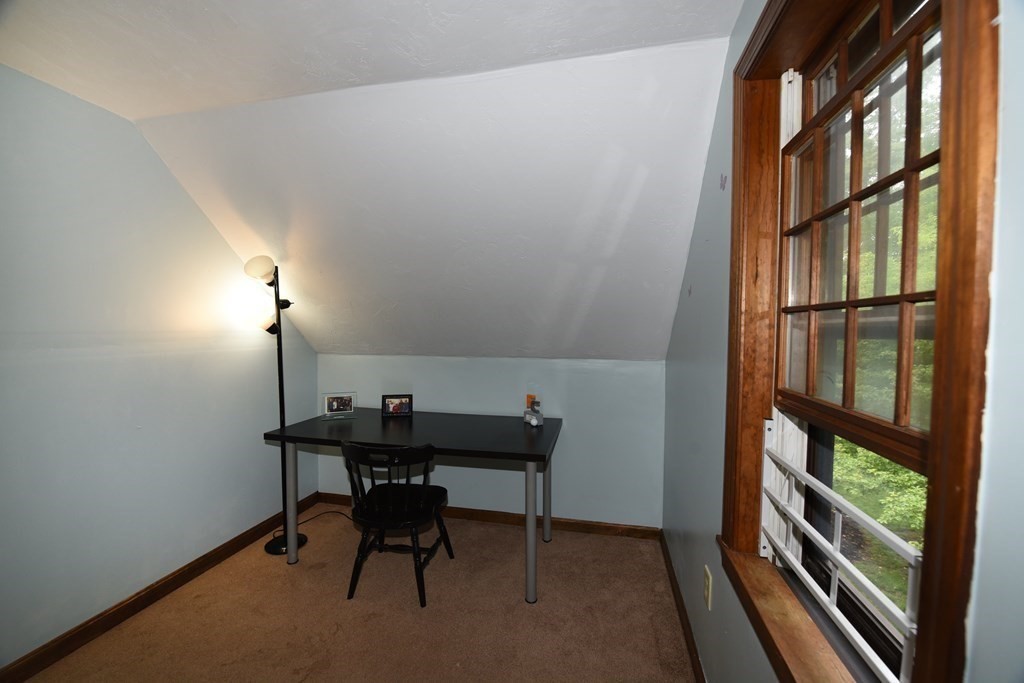204 Marion Road Middleboro, MA 02346 - Photo 39 of 40 a room with a window