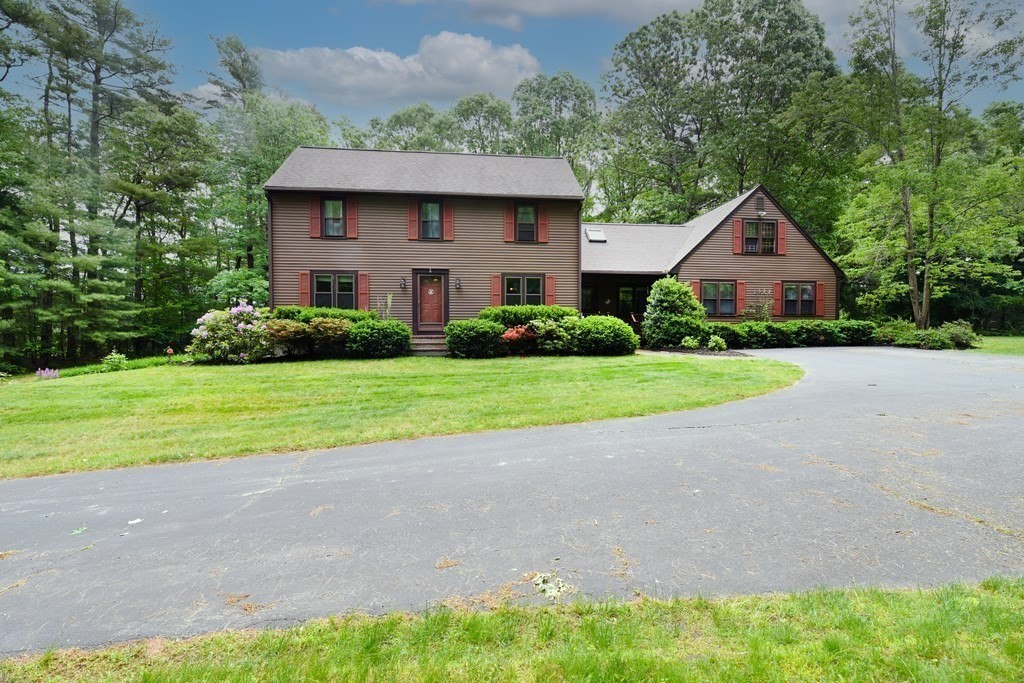 204 Marion Road Middleboro, MA 02346 - Photo 4 of 40 a front view of house with yard and green space