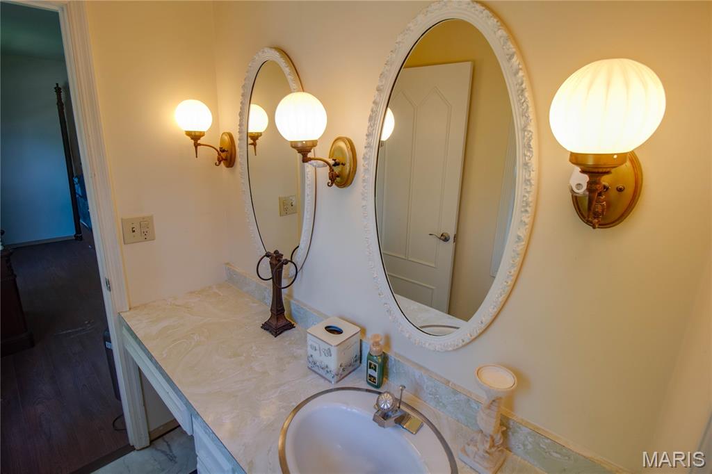 8 Golf Road Springfield, IL 62704 - Photo 26 of 56