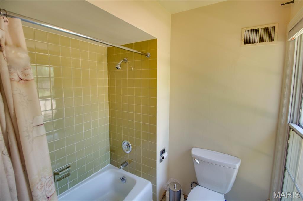 8 Golf Road Springfield, IL 62704 - Photo 27 of 56