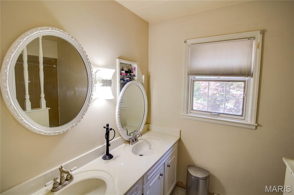 8 Golf Road Springfield, IL 62704 - Photo 30 of 56