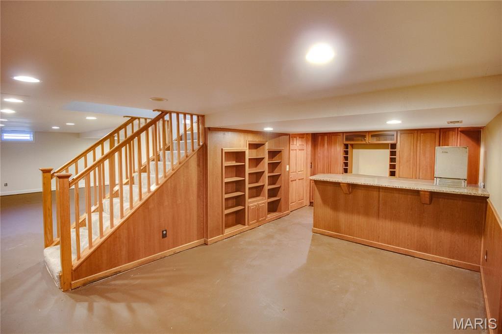 8 Golf Road Springfield, IL 62704 - Photo 37 of 56