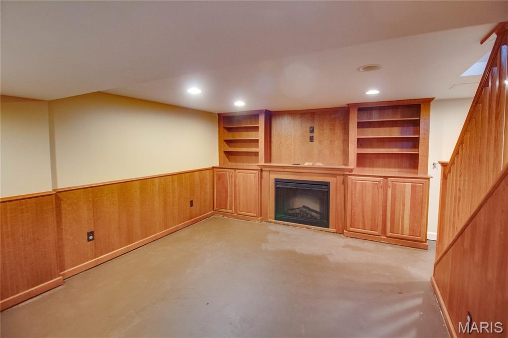 8 Golf Road Springfield, IL 62704 - Photo 38 of 56