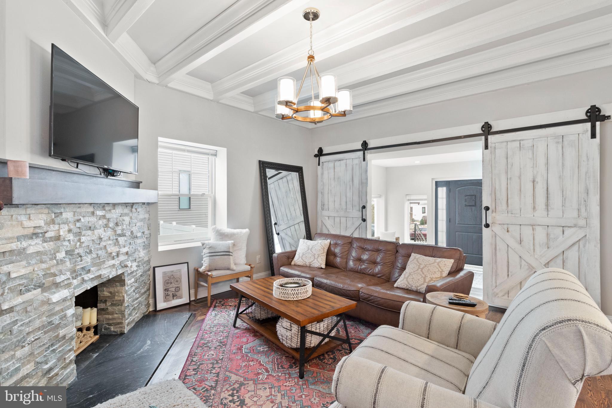 5303 Gainor Road Philadelphia, PA 19131 - Photo 8 of 53