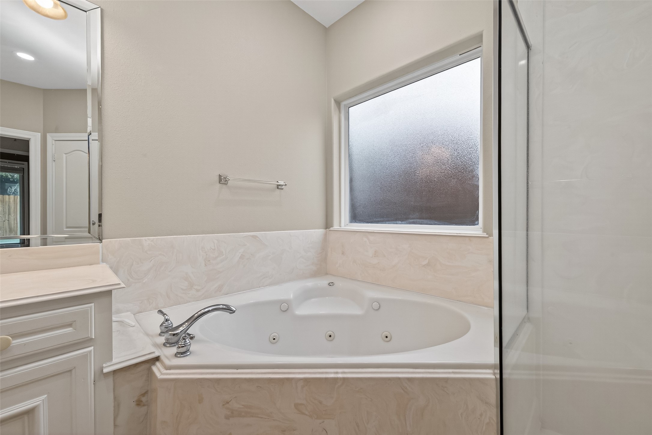 15 Wick Willow Road Montgomery, TX 77356 - Photo 44 of 49 a bathroom with bathtub and shower