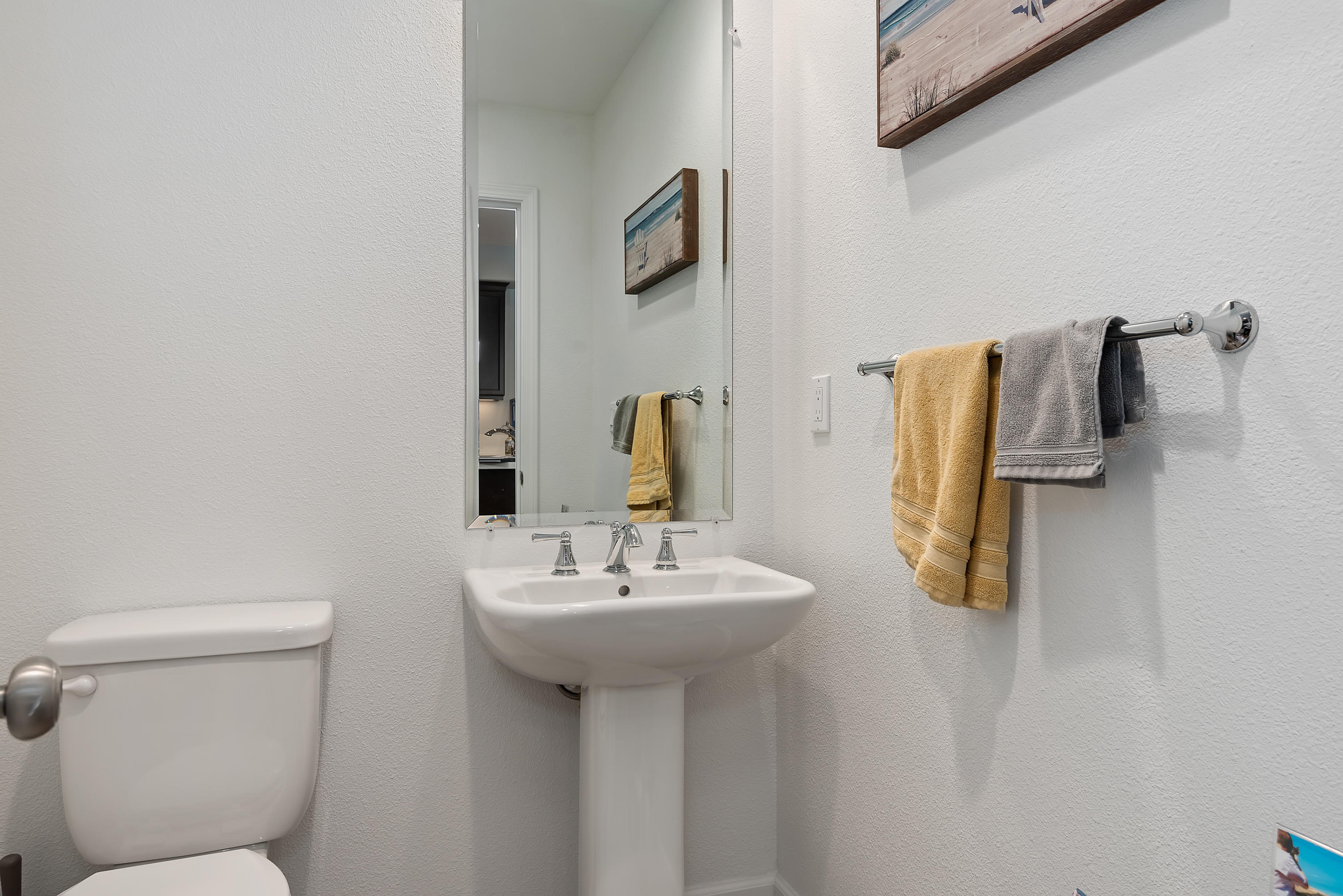 242 Robles Way Buellton, CA 93427 - Photo 10 of 25 a bathroom with a sink and mirror