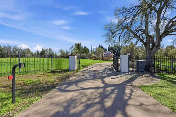 $2,488,000 | 5052 Eureka Road, Granite Bay, CA 95746
