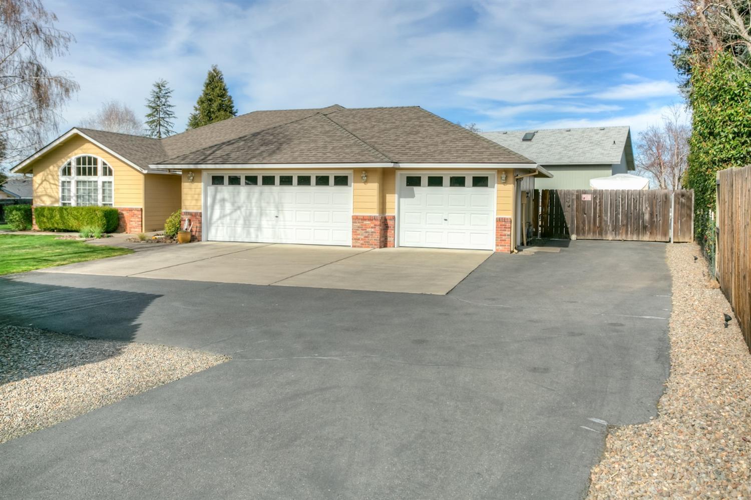 2365 Spring Street Medford, OR 97504 - Photo 11 of 35 Additional Photo
