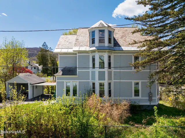 $425,000 | 74 Washington Avenue, North Adams, MA 01247