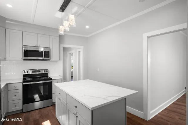 $425,000 | 74 Washington Avenue, North Adams, MA 01247