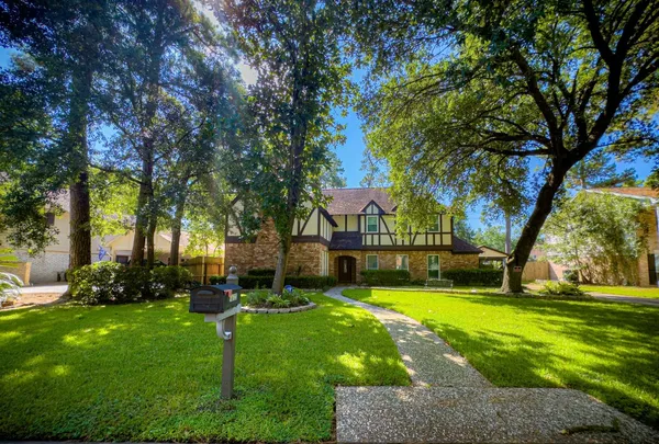 $398,500 | 10723 Elmdale Drive, Houston, TX 77070