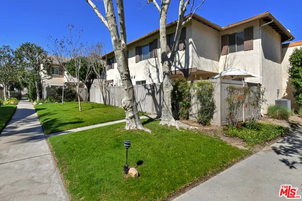 $599,000 | 10341 Canoga Avenue, Unit 3, Chatsworth, CA 91311