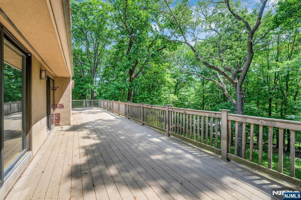 737 Ridge Road Butler, NJ 07405 - Photo 16 of 31