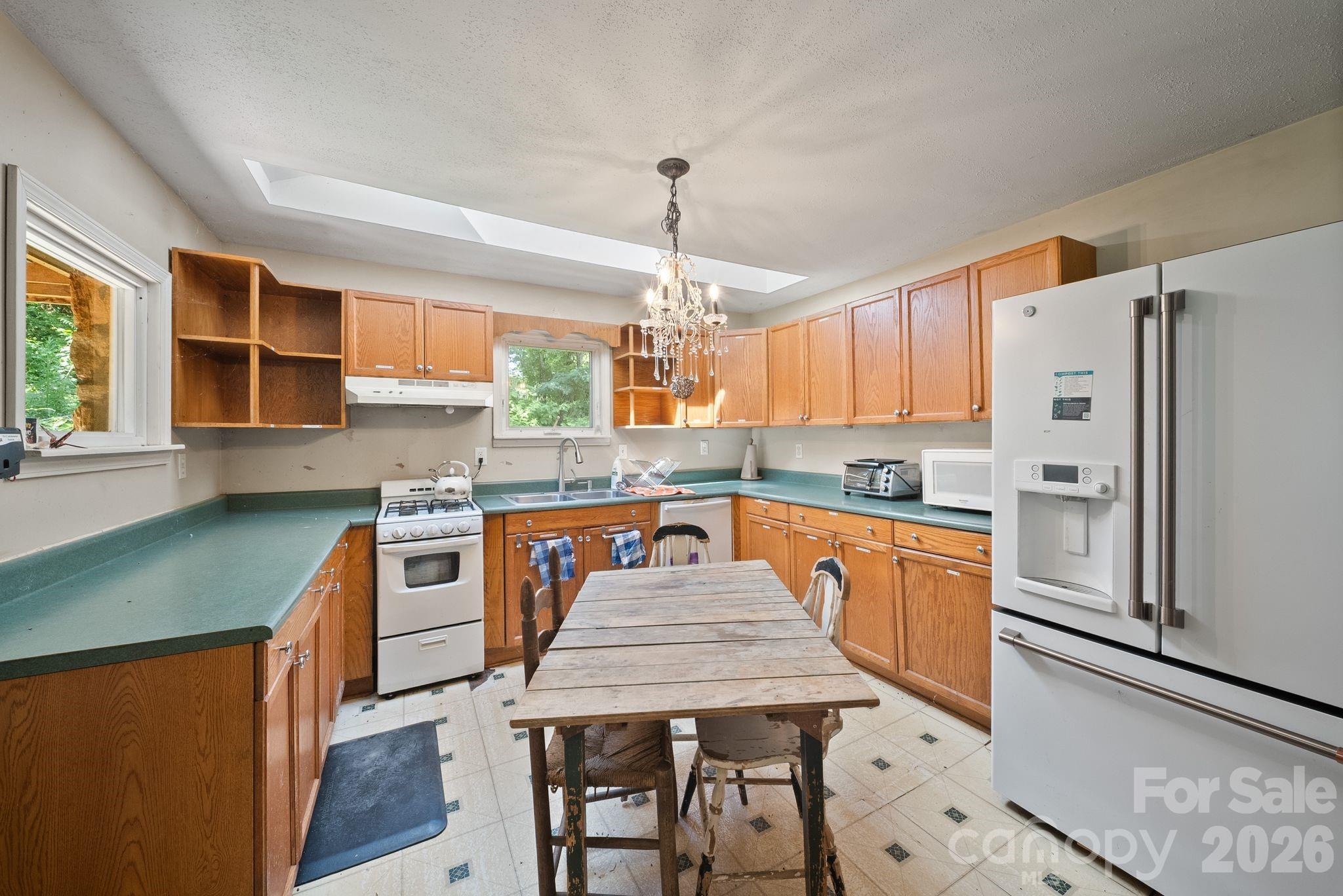 78 Green Oak Road Asheville, NC 28804 - Photo 5 of 26