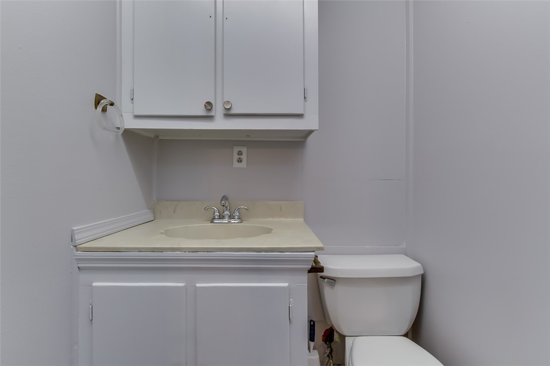 411 South Elm Street Pendleton, SC 29670 - Photo 28 of 40