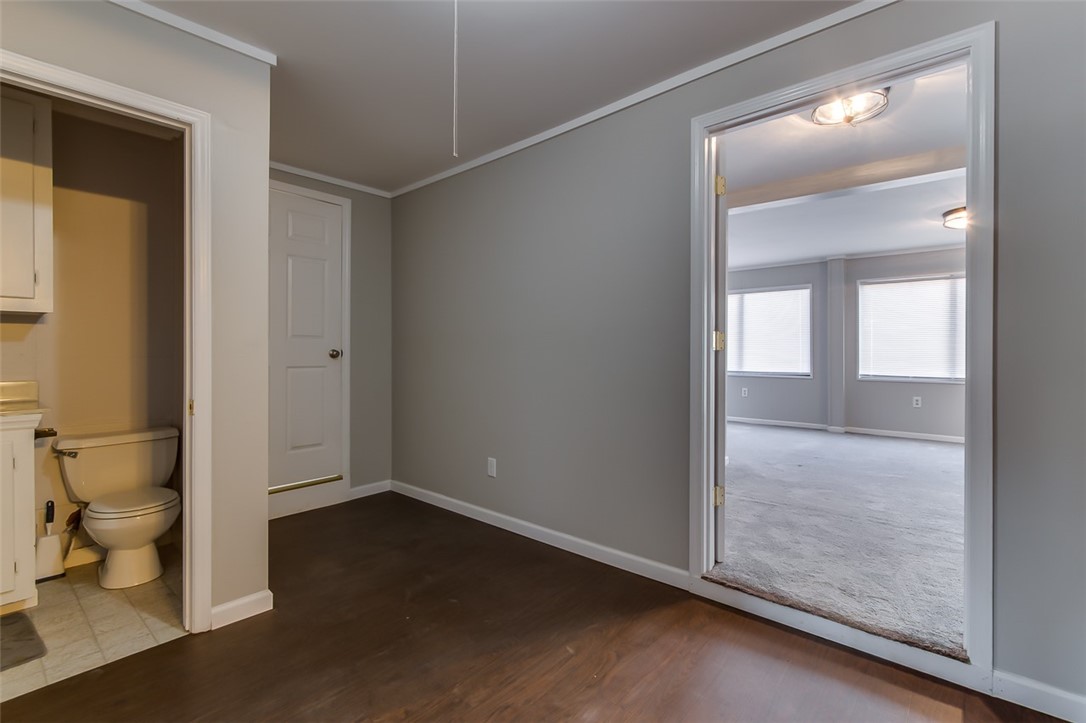411 South Elm Street Pendleton, SC 29670 - Photo 29 of 40