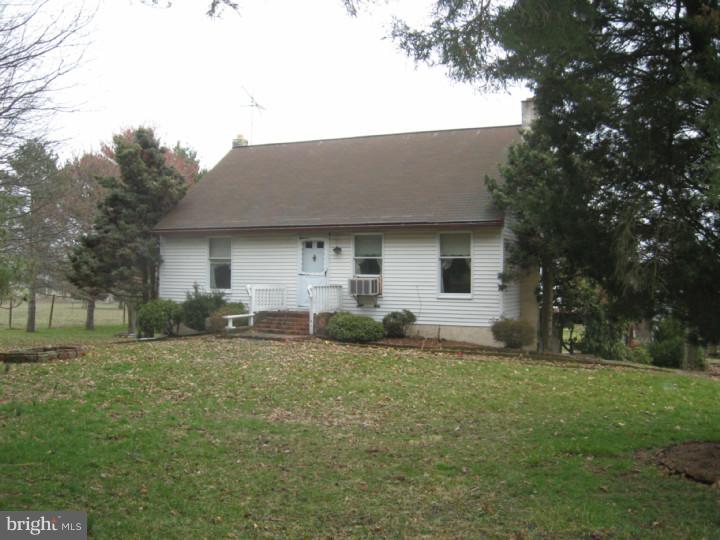 2110 North Pleasantview Road Pottstown, PA 19464 - Photo 1 of 12 Gallery Image 1