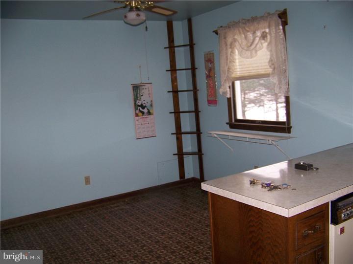 2110 North Pleasantview Road Pottstown, PA 19464 - Photo 3 of 12 Gallery Image 3