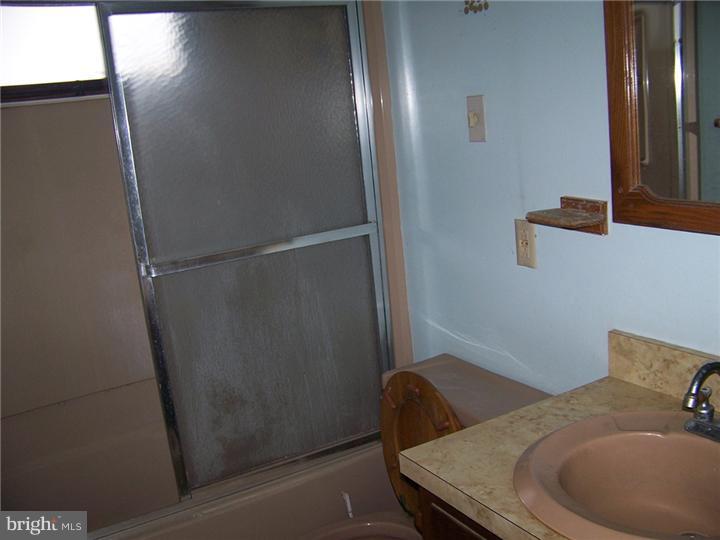 2110 North Pleasantview Road Pottstown, PA 19464 - Photo 5 of 12 Gallery Image 5