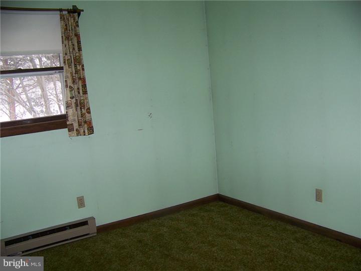 2110 North Pleasantview Road Pottstown, PA 19464 - Photo 6 of 12 Gallery Image 6