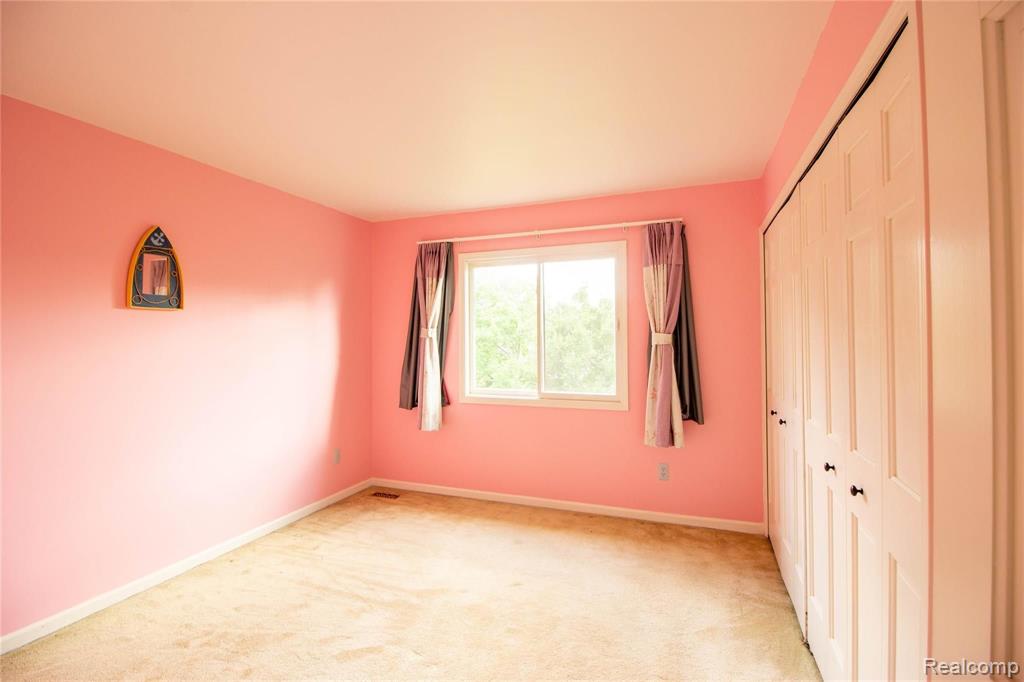 3079 Kilburn Road West Rochester Hills, MI 48306 - Photo 26 of 40