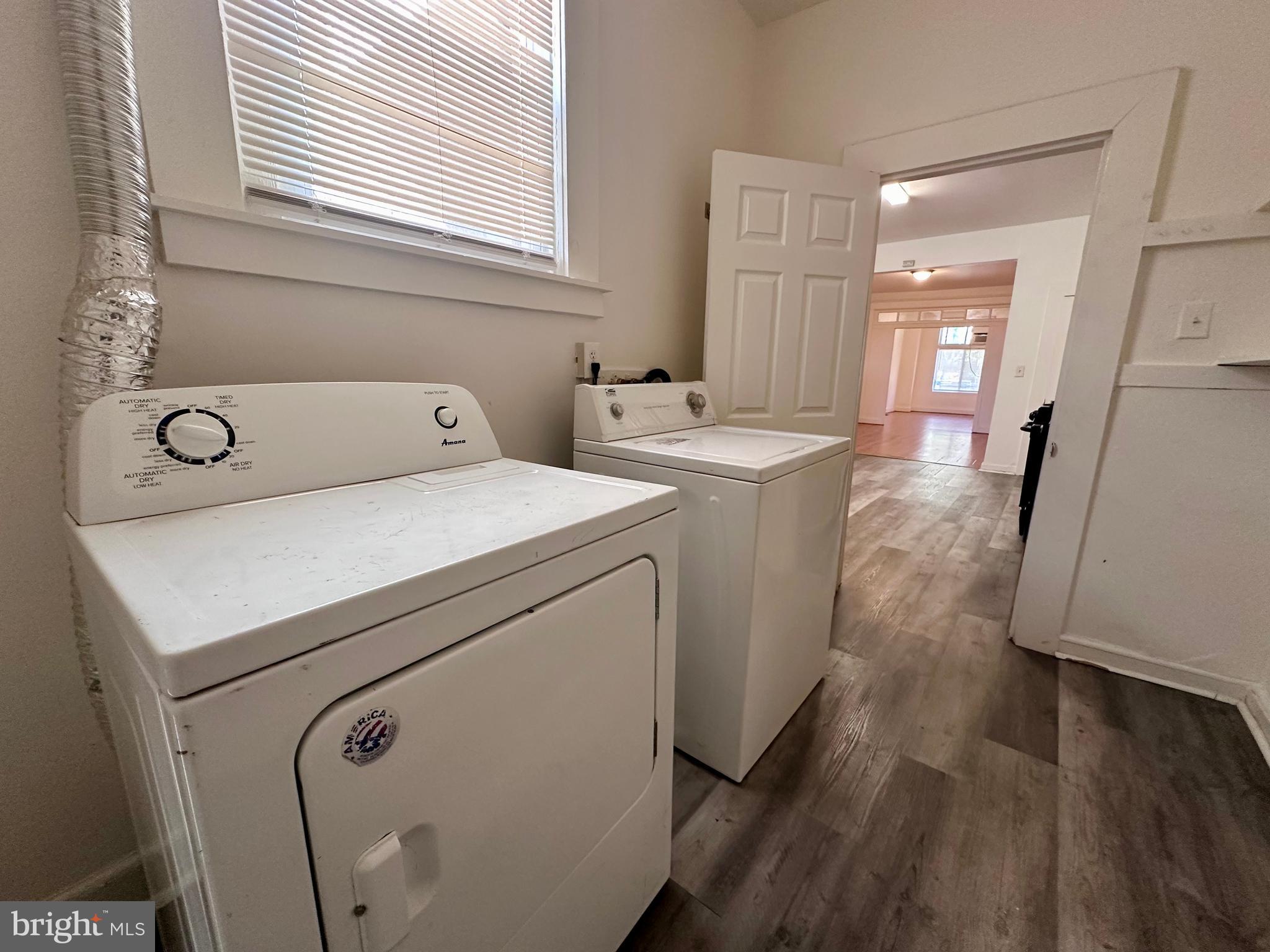 2770 The Alameda Baltimore, MD 21218 - Photo 15 of 33 a utility room with dryer and washer