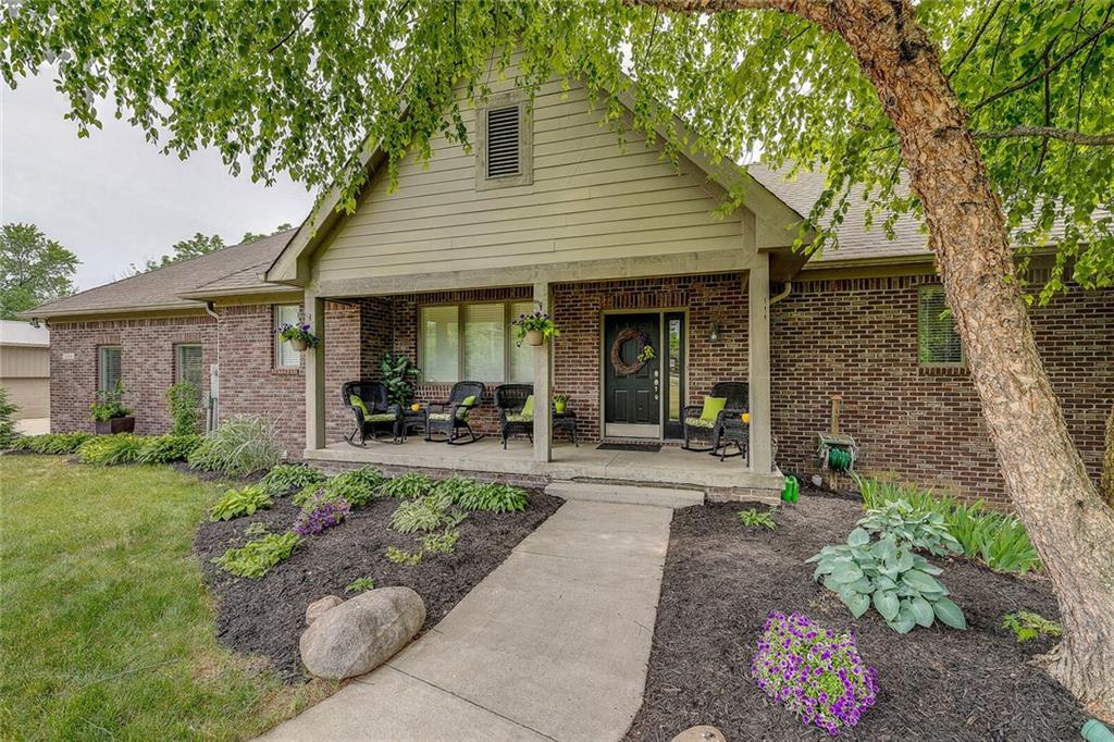 15194 Cherry Tree Road Noblesville, IN 46062 - Photo 3 of 48 Gallery Image 3