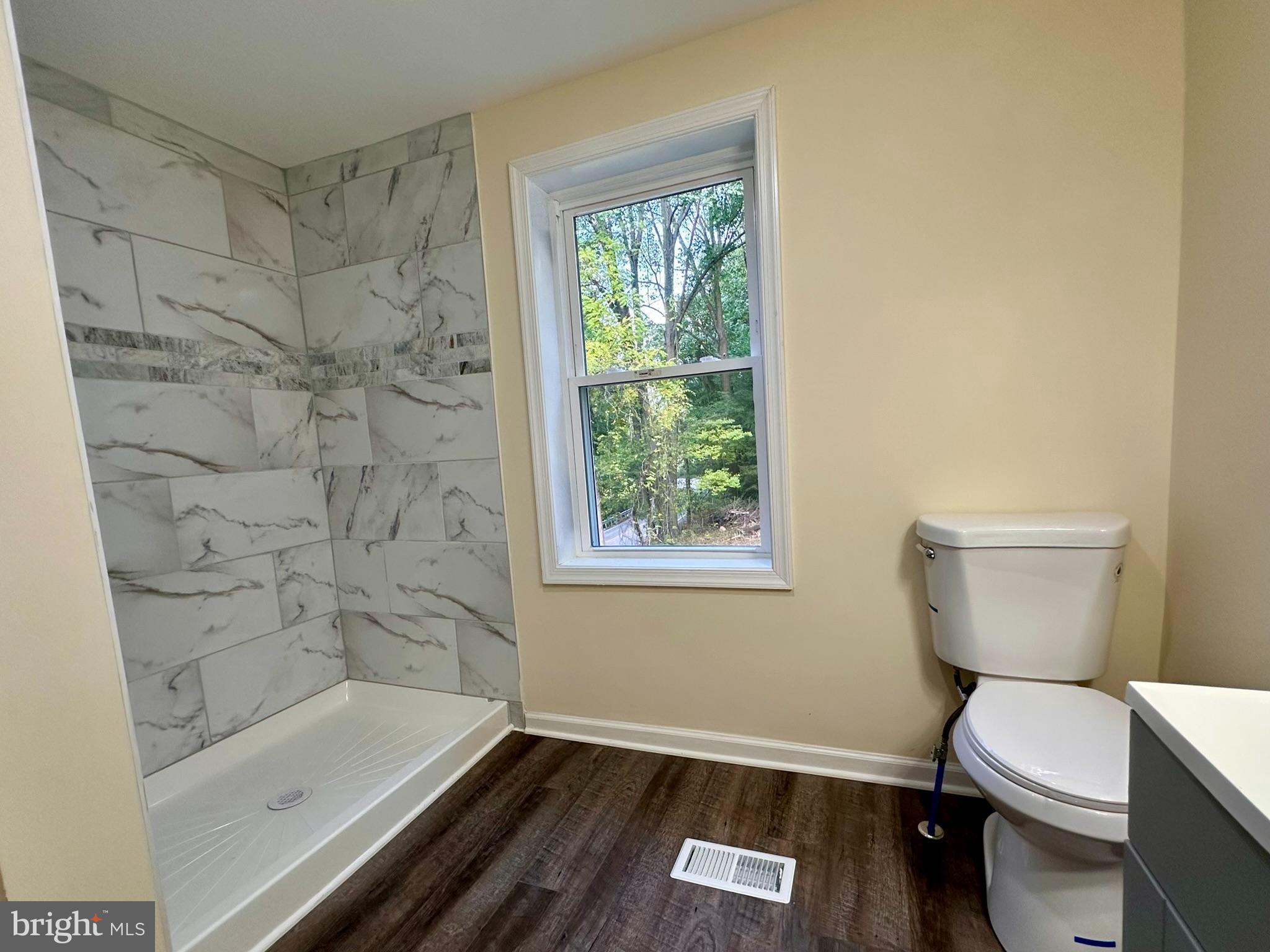 1580 Pines Road Etters, PA 17319 - Photo 18 of 37 2nd Floor Bathroom