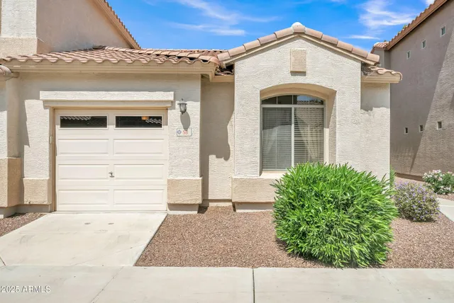 $360,000 | 2600 East Springfield Place, Unit 58, Chandler, AZ 85286
