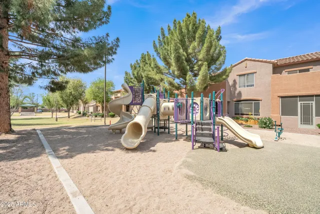 $360,000 | 2600 East Springfield Place, Unit 58, Chandler, AZ 85286