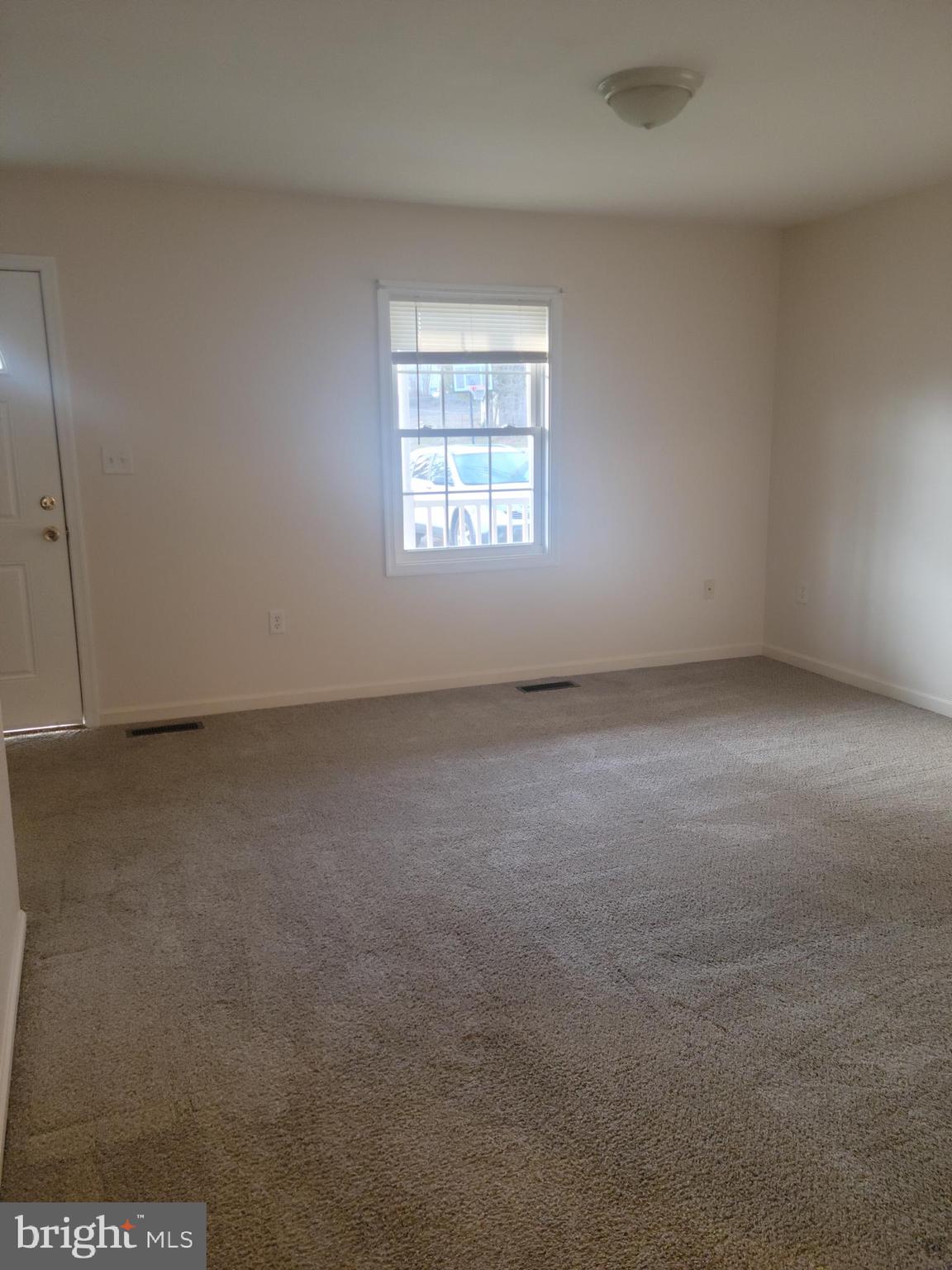 396 Burns Street Ranson, WV 25438 - Photo 3 of 19