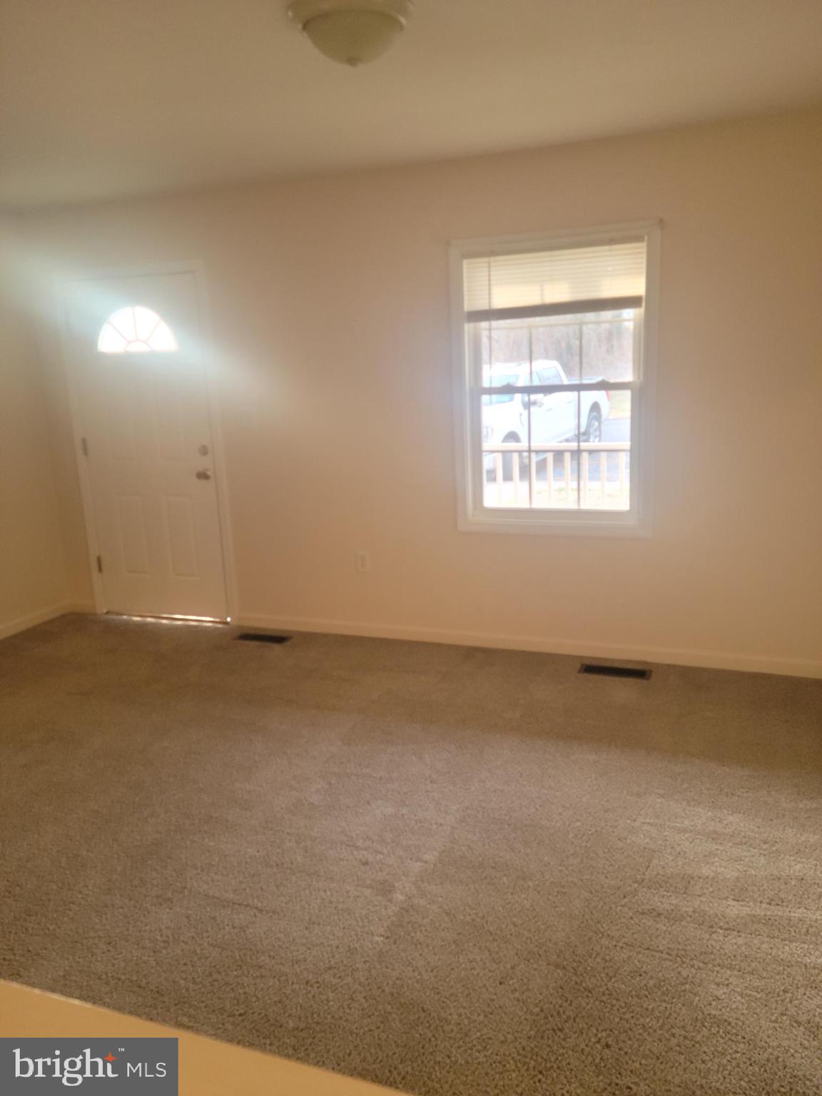 396 Burns Street Ranson, WV 25438 - Photo 8 of 19