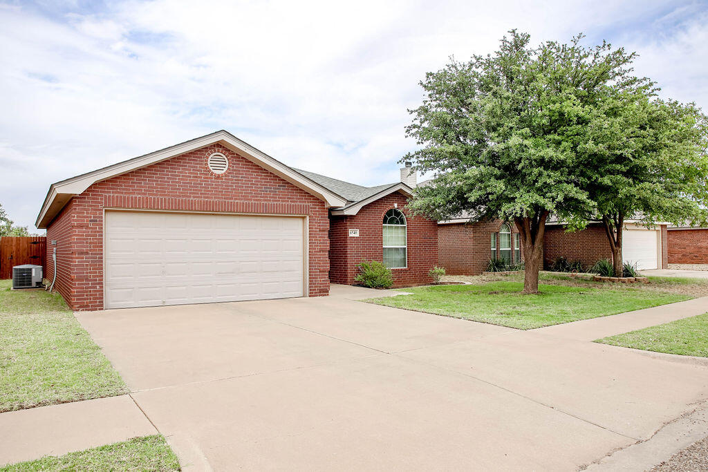 6540 87th Street Lubbock, TX 79424 - Photo 3 of 34 6540_87THST_BYFORD-44