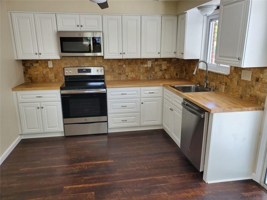1476 Hunter Road Verona, PA 15147 - Photo 9 of 25 Gallery Image 9