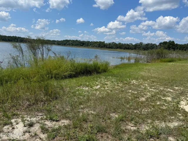 $219,900 | 2825 Summer Drive, Chipley, FL 32428