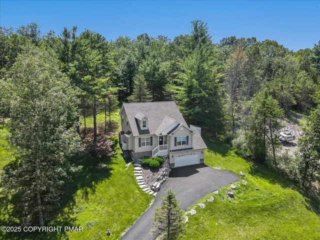 $449,900 | 401 Pierce Lane, Unit 103, East Stroudsburg, PA 18301