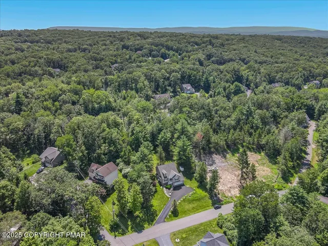 $449,900 | 401 Pierce Lane, Unit 103, East Stroudsburg, PA 18301